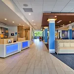 Holiday Inn Express & Suites New Castle By Ihg
