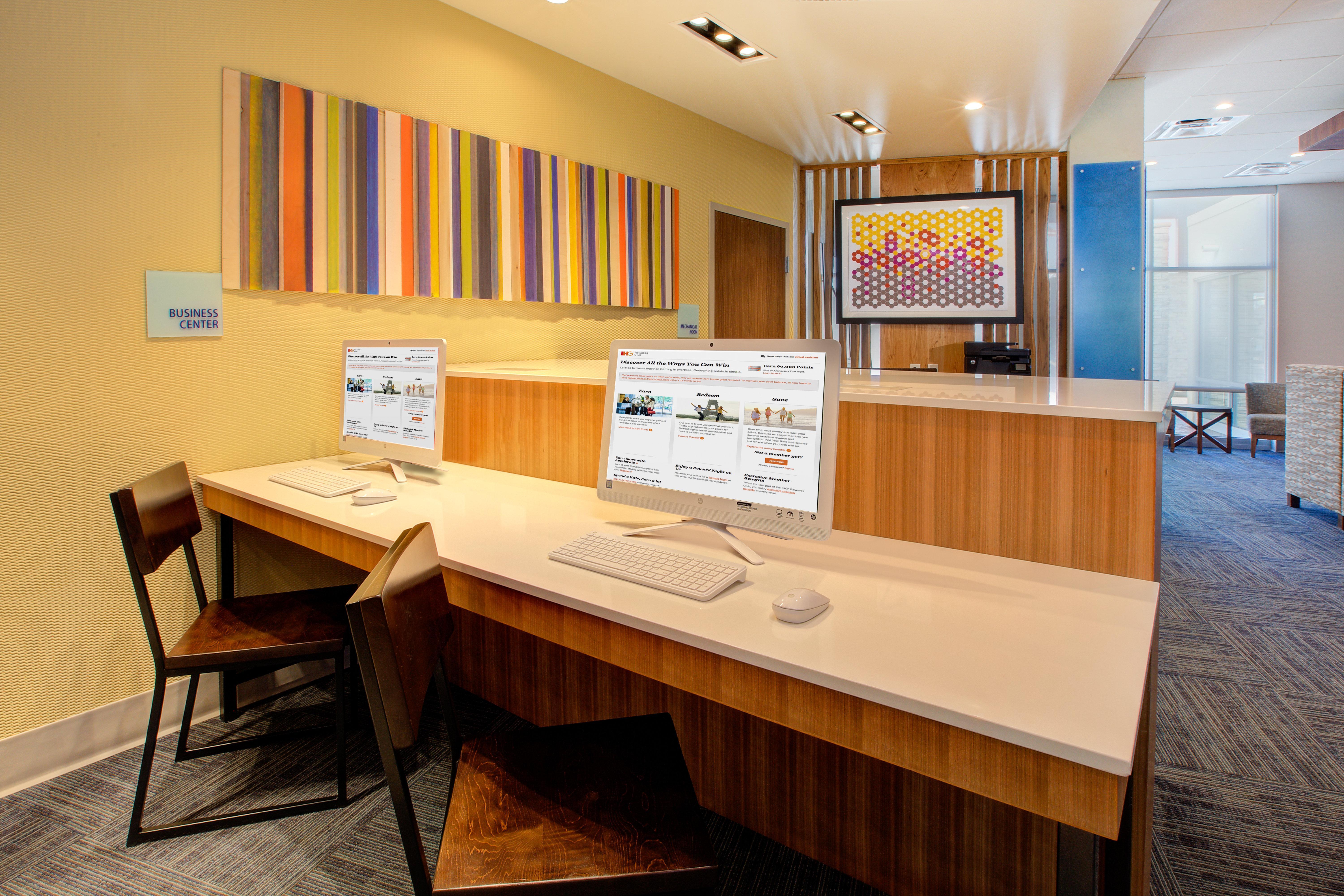 Hotel Express & By Ihg 2*