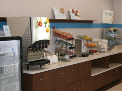 Hotel Express & By Ihg